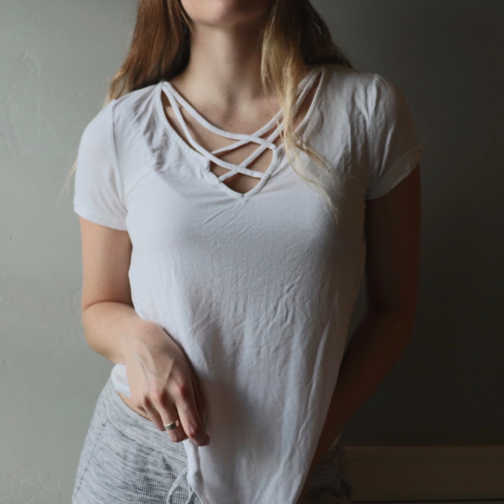 White Crisscross V-neck T-shirt